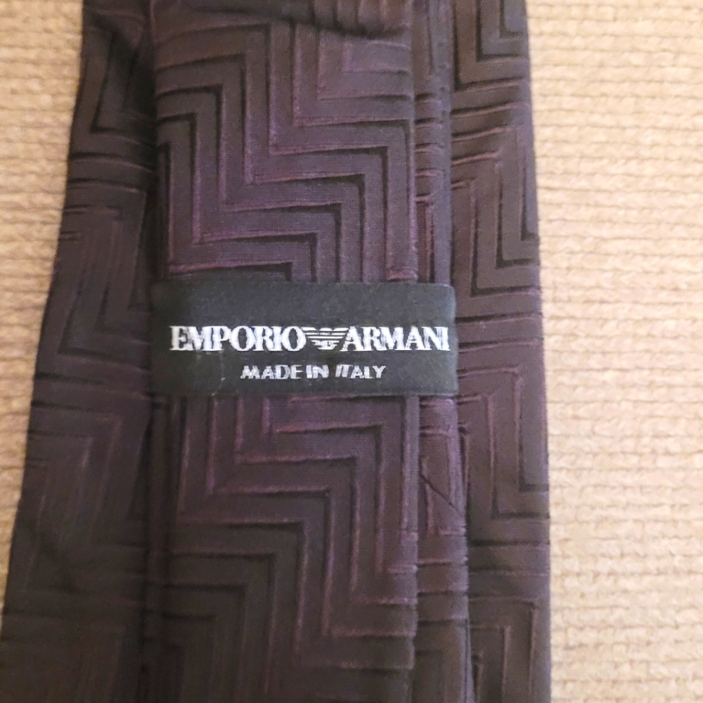 Emporio Armani 100% Silk Tie – Brown Geometric – Made in Italy